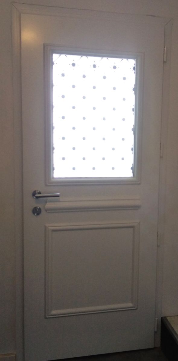 installation-pose-porte-entree-interieur-blanc-menuiserie-marionneau-vallet-44-2025-12A7BDC58-079C-E28F-C04D-A240AEB802A4.jpg