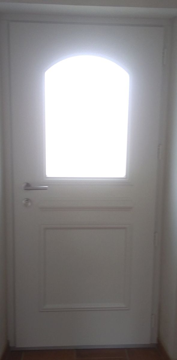 pose-installation-porte-entree-interieur-blanc-menuiserie-marionneau-vallet-44-20249AC11006-5DE8-55C0-50BA-44ADBB953F81.jpg