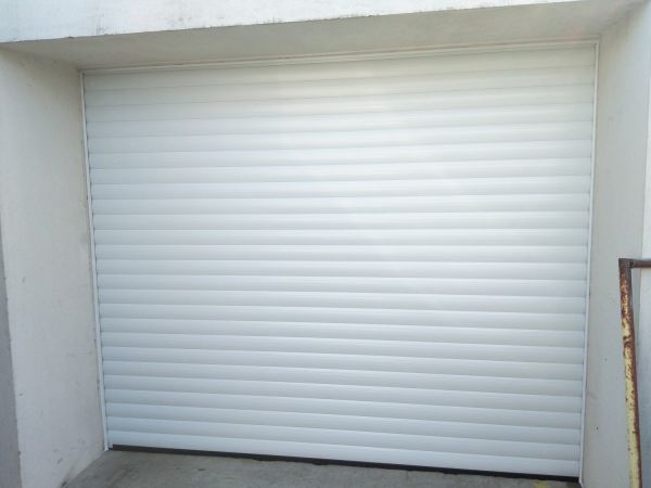 installation-pose-porte-garage-portail-enroulable-menuiserie-marionneau-vallet-44-2025-1A40189BC-1A86-2C54-CF03-E56FED423DFF.jpg